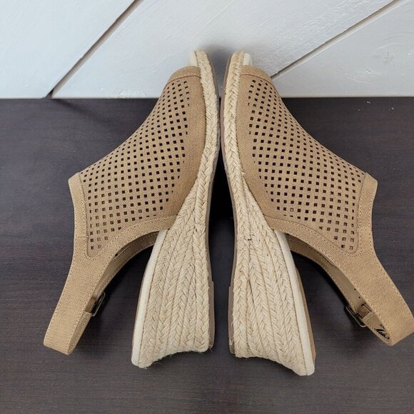 NEW Easy Street Womens Tan Linen Stacy Super Flex Wedge Slingback Sandals 8.5 - Picture 4 of 9